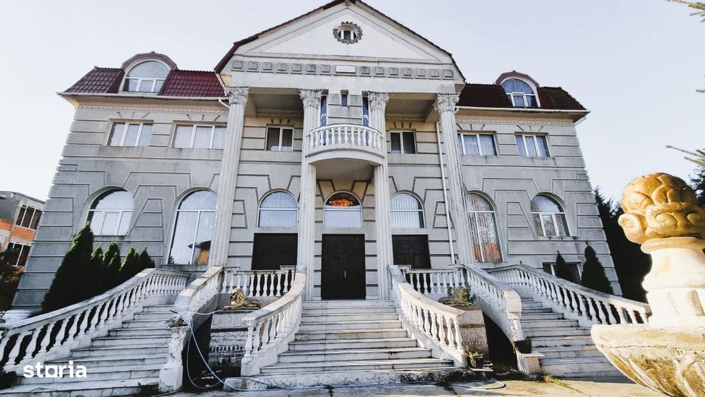 Resedinta de prestigiu Iancu Nicolae | Vila 20 incaperi | Teren 2600mp