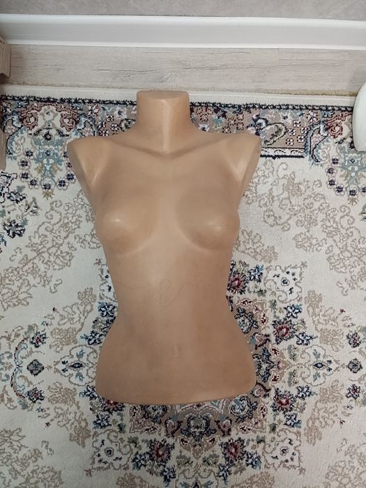 Манекен манекен манекен