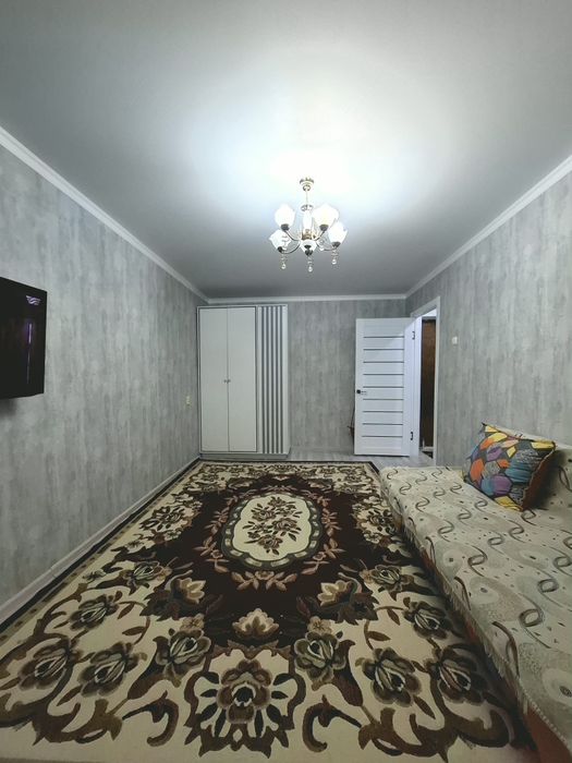 1 ком кв сзади магазина Турист