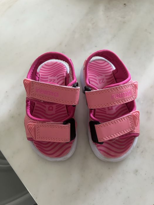 Продам Сандалии Рейма