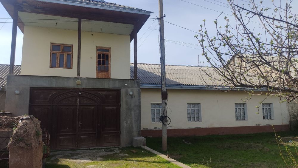 Чирокчи район марказида 6 сотихли  Уй сотилади