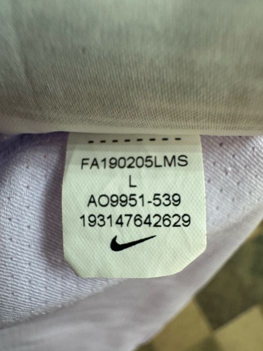 Дамска тениска Nike