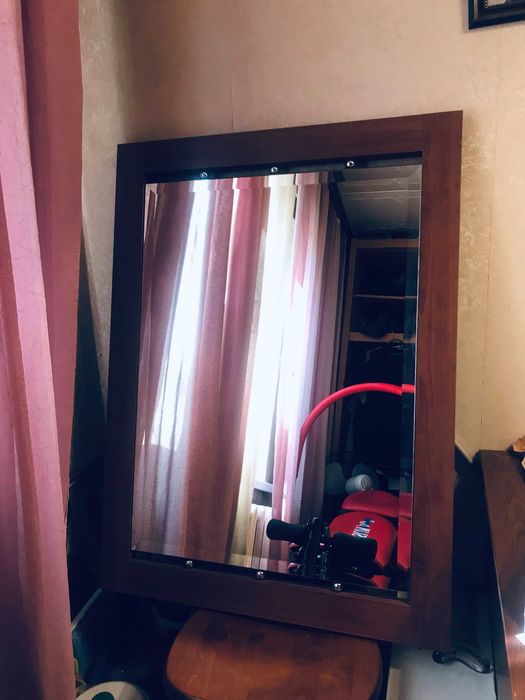 Зеркало новое в раме Алмата