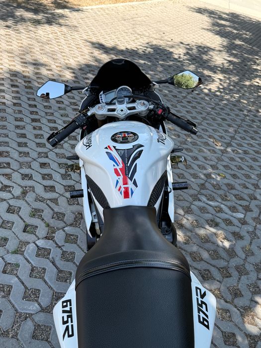 Продаётся TRIUMPH DAYTONA 675 в идеальном состоянии