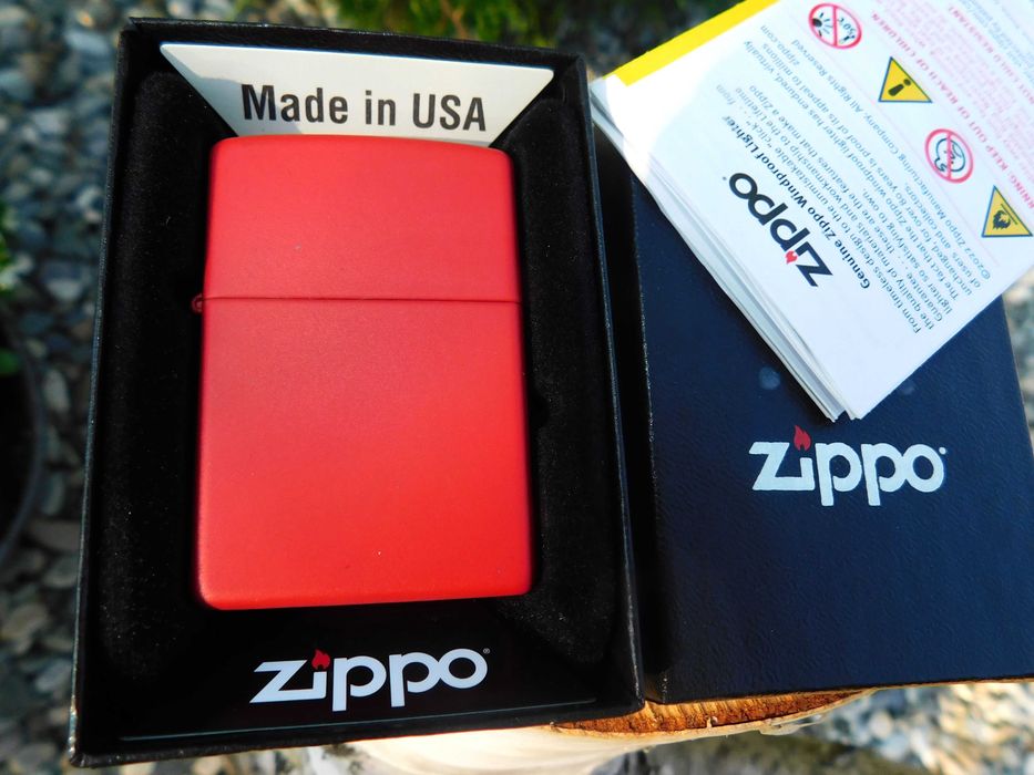 Bricheta Zippo 233 * SUA * NOU