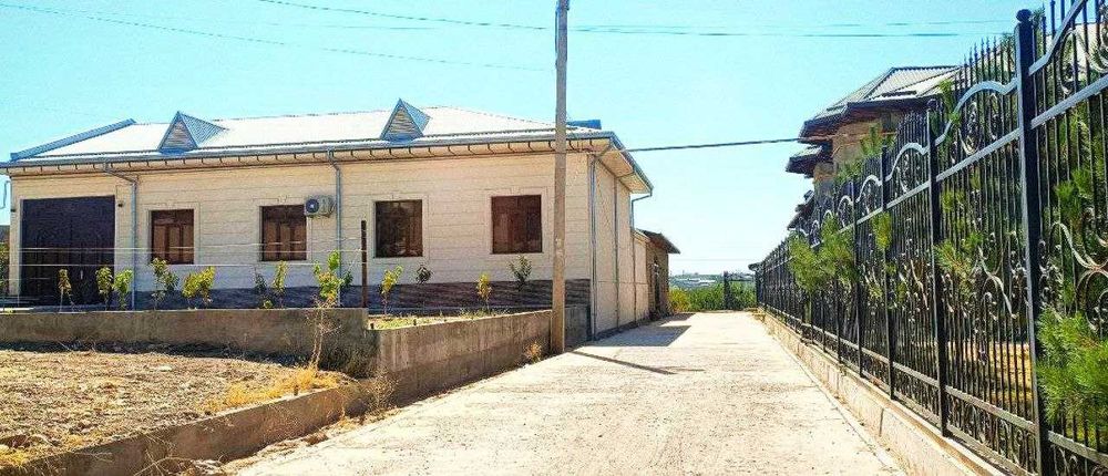 Uy Sotiladi 4 sotix 4 xona + podval