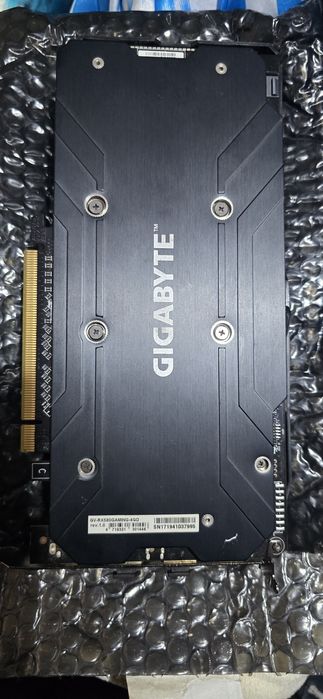 Gigabyte RX 580 4GB Gaming видеокарта
Gigabyte RX 580 4GB Gaming видео