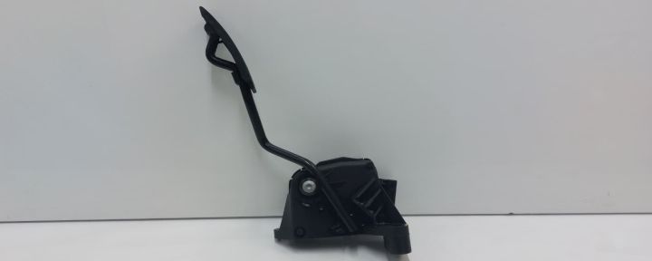 Pedala acceleratie 9158010 Opel Astra H seria
