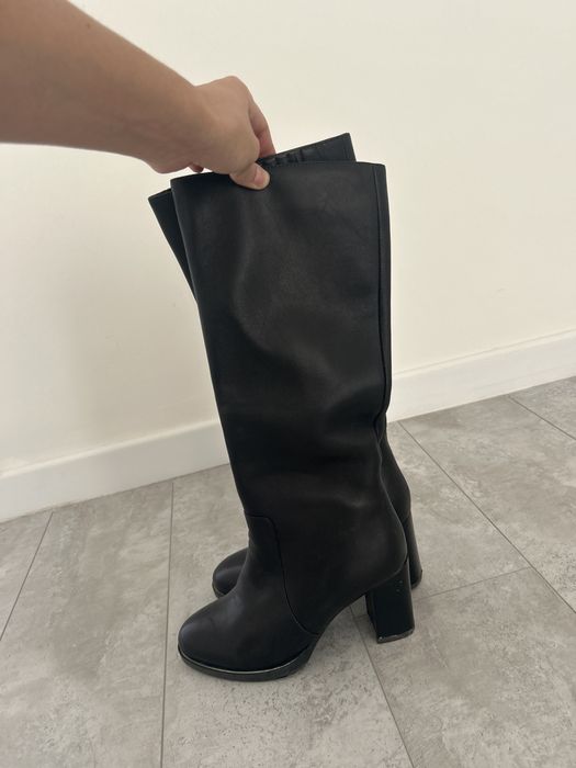 Сапоги с удобным каблуком