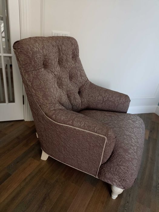 Продается мягкое кресло