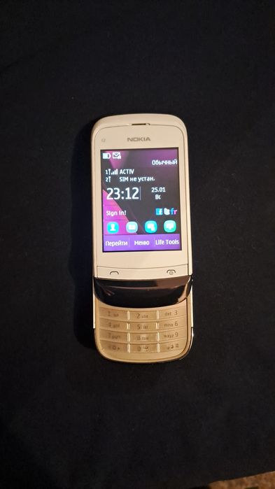 Nokia c2 -06 Мобильник