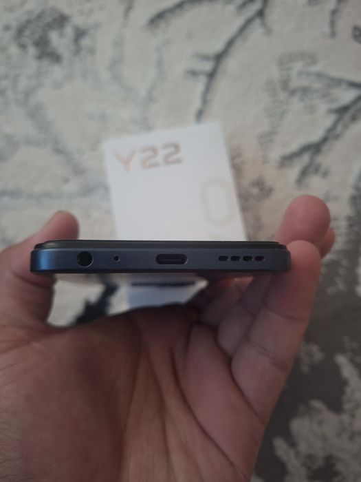 Vivo y 22 sotiladi