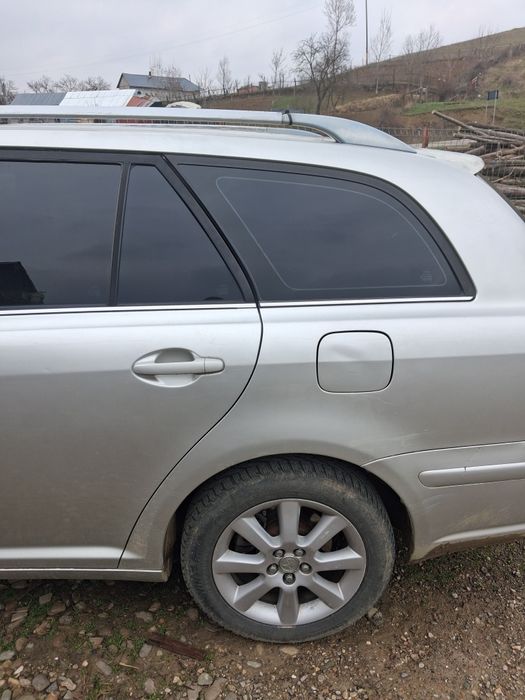 Toyota avensis 2004 116