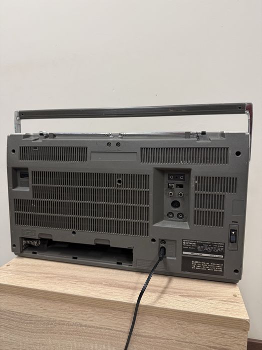 Ретро радиокасетофон HITACHI TRK-8190 E - Boombox - профилактиран