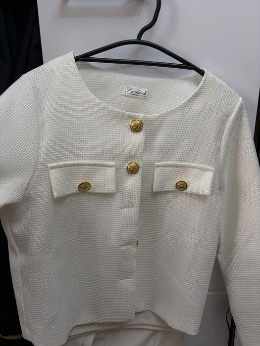 Белый пиджак новый М