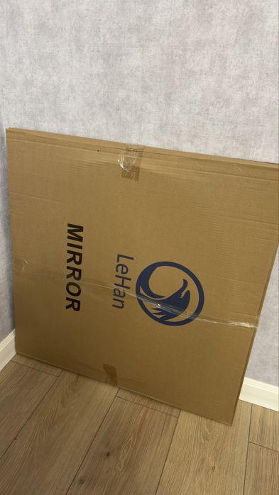 Продам новое зеркало для ванной