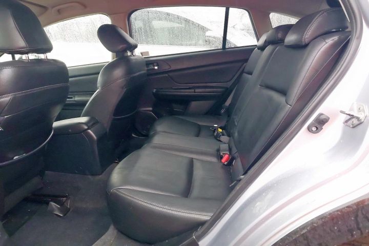 Dezmembrez Subaru XV 1