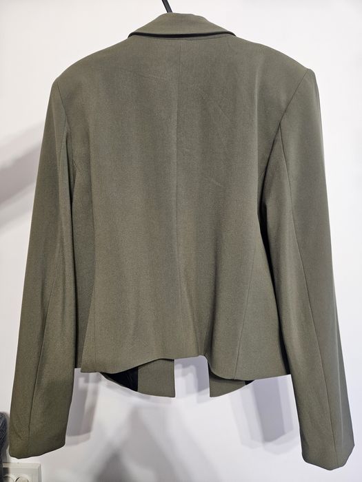 Sacou kaki C&A cu eticheta