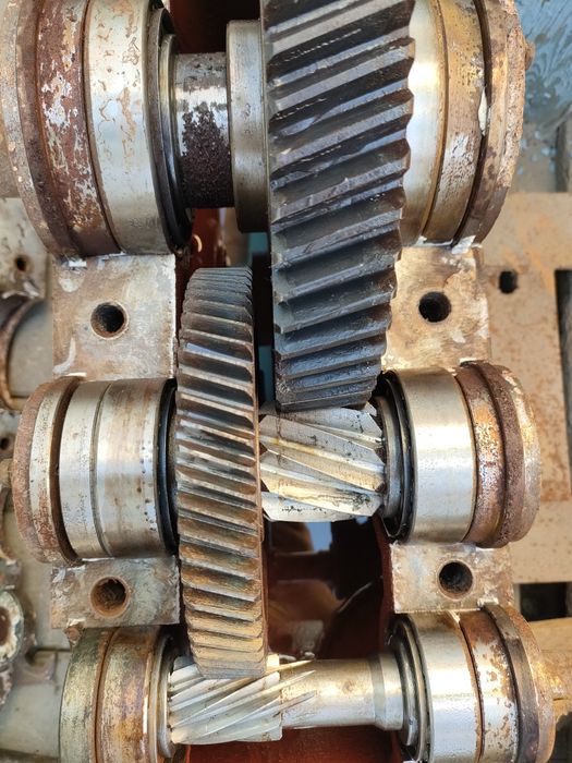 Продам редуктор  новый