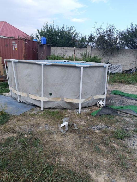 продам бассейн большой в хорошем сост