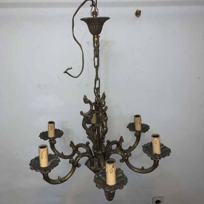 Candelabru cu sase becuri din bronz masiv
