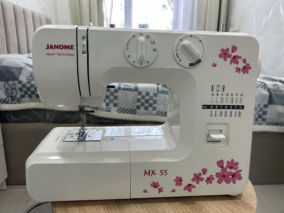 Швейная машина Janome MX 55 белый