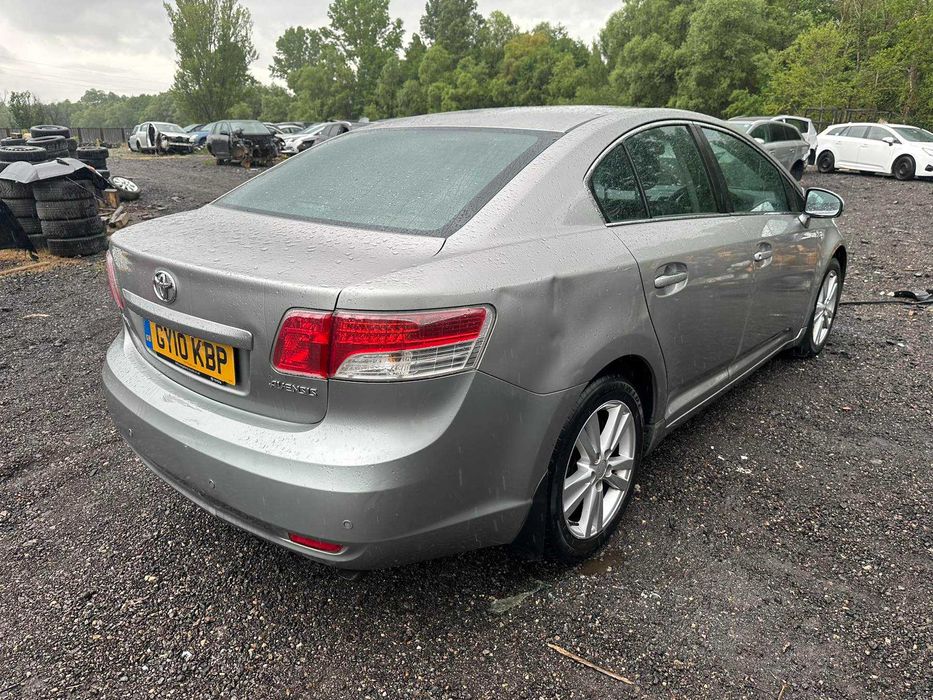 НА ЧАСТИ Toyota Avensis T27 2. 2 дизел D-CAT, 177 к. с АВТОМАТ
