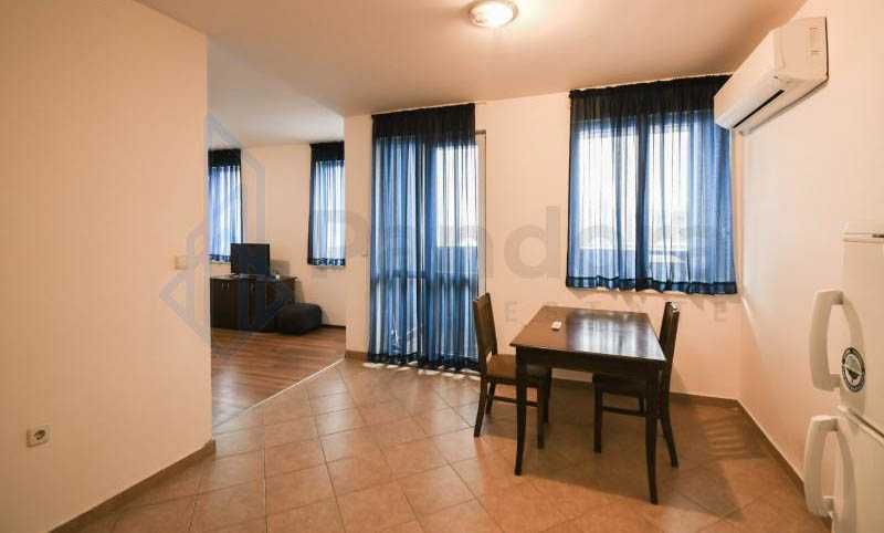 Дава се под наем Тристаен апартамент в София, Студентски град - 80 кв.м за 450 € - Снимка #1