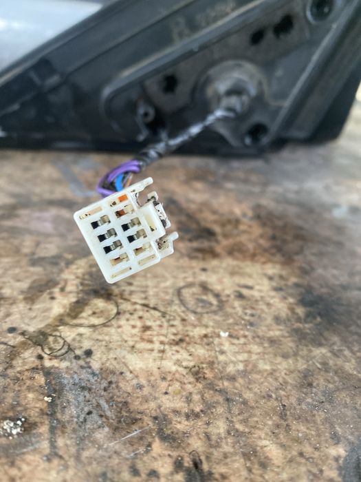 Дясно огледало за мазда 6