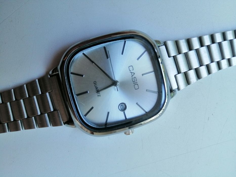 Часы наручные Casio.