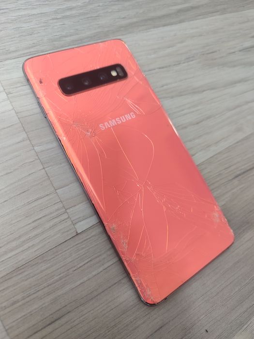 Samsung s10 8/128