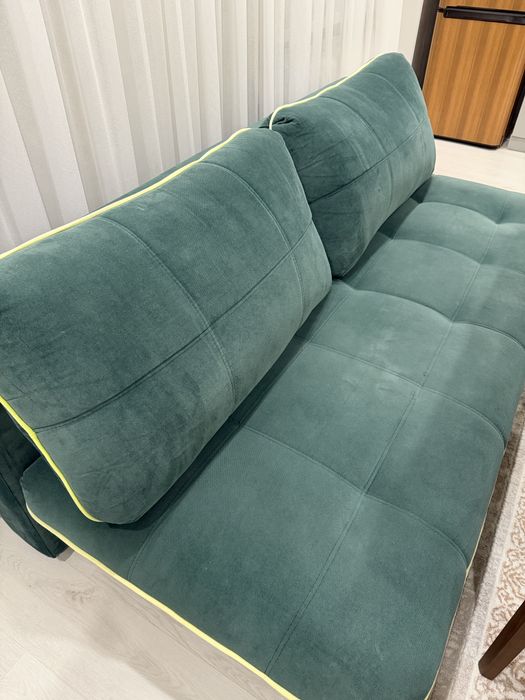 Диван в хорошем состояний