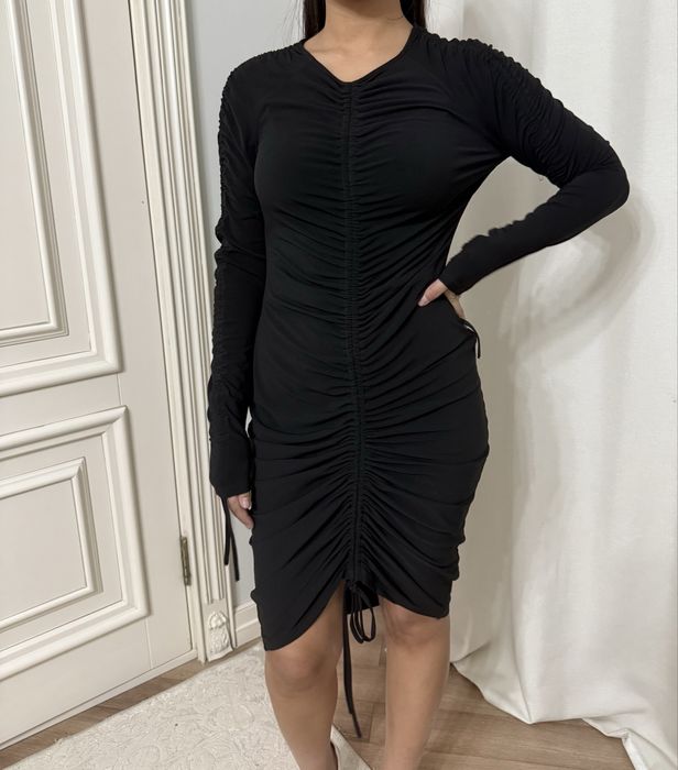 Красивые Платья  брендовые по 5000