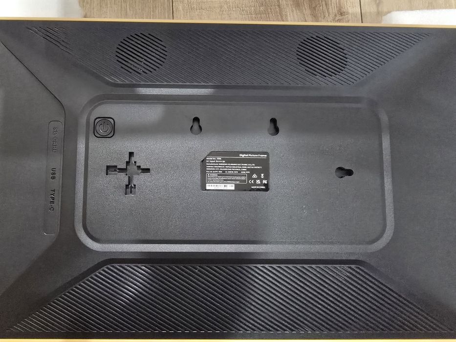 15.6" Дигитална фоторамка Wi-Fi Frameo (Модел 159K)