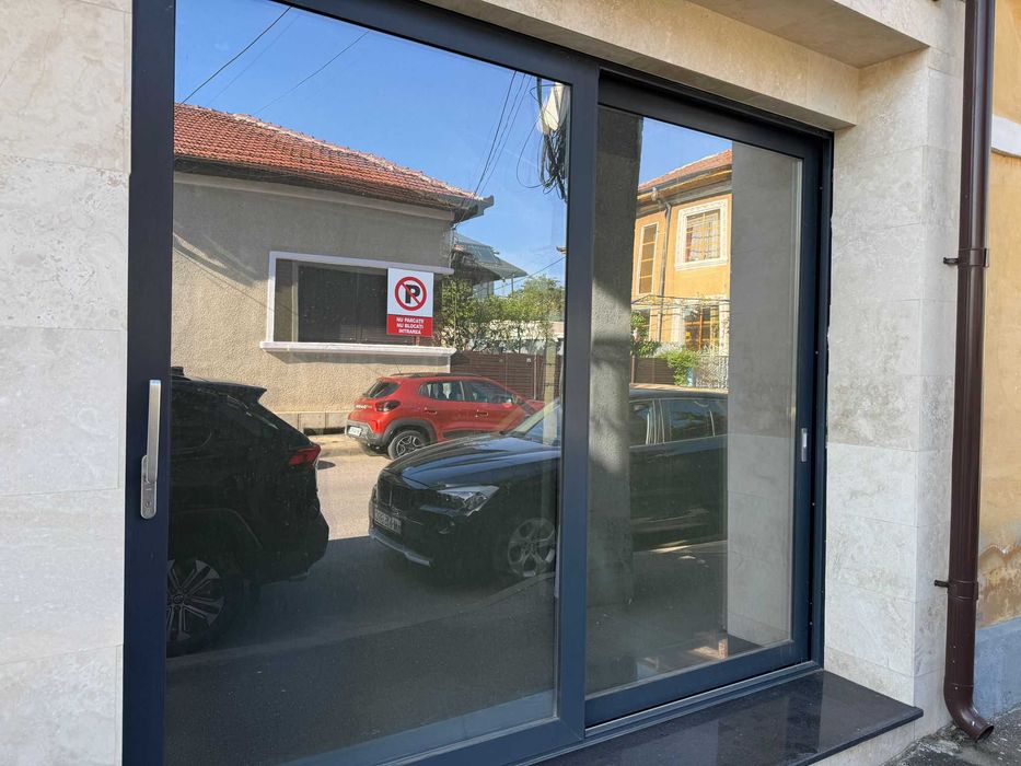 Usa culisanta termopan din aluminiu cu doua deschideri , geam tripan, 2.45m x 2.95m