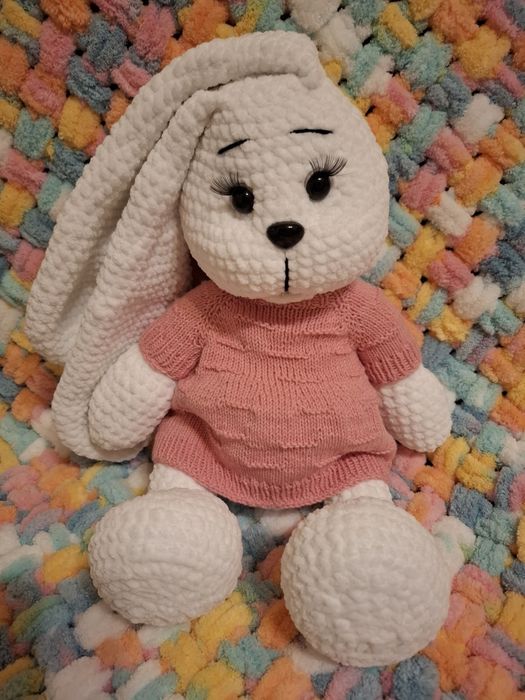 Iepuraș amigurumi