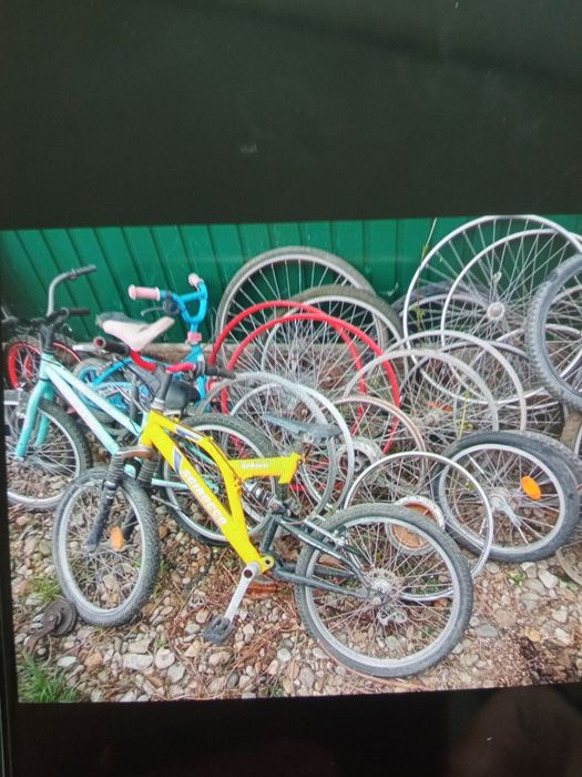 vând lot de biciclete si piese