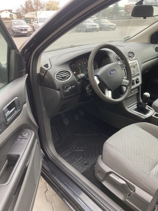 FORD Focus 0 — imagine 5