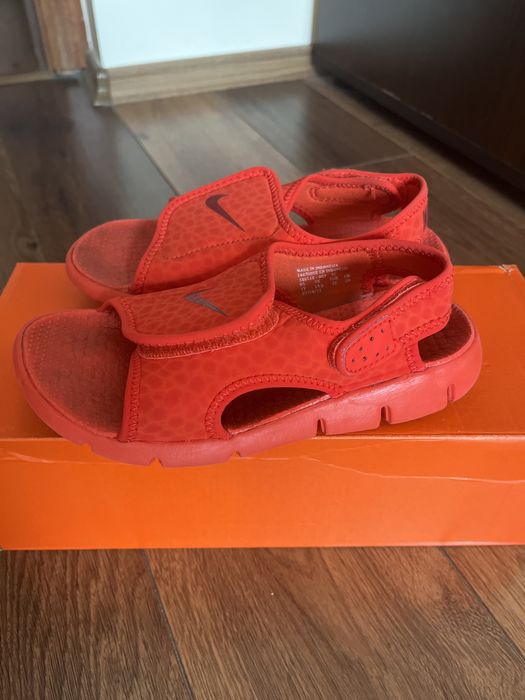 Сандали Nike 32 номер