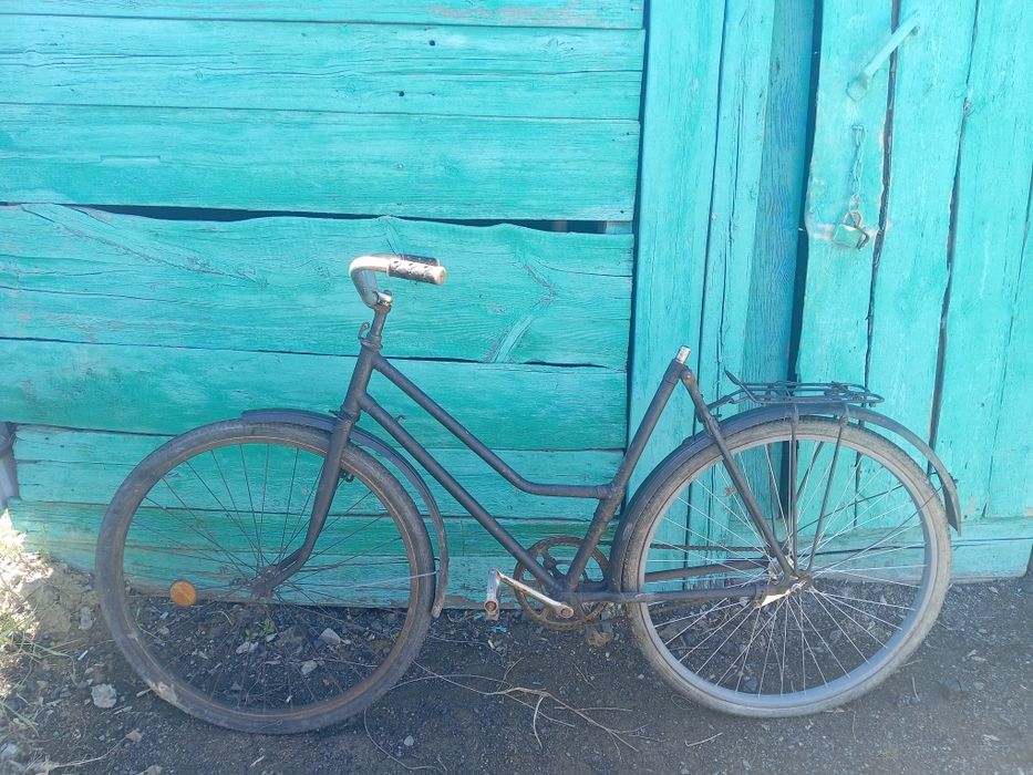 Велосипед черный