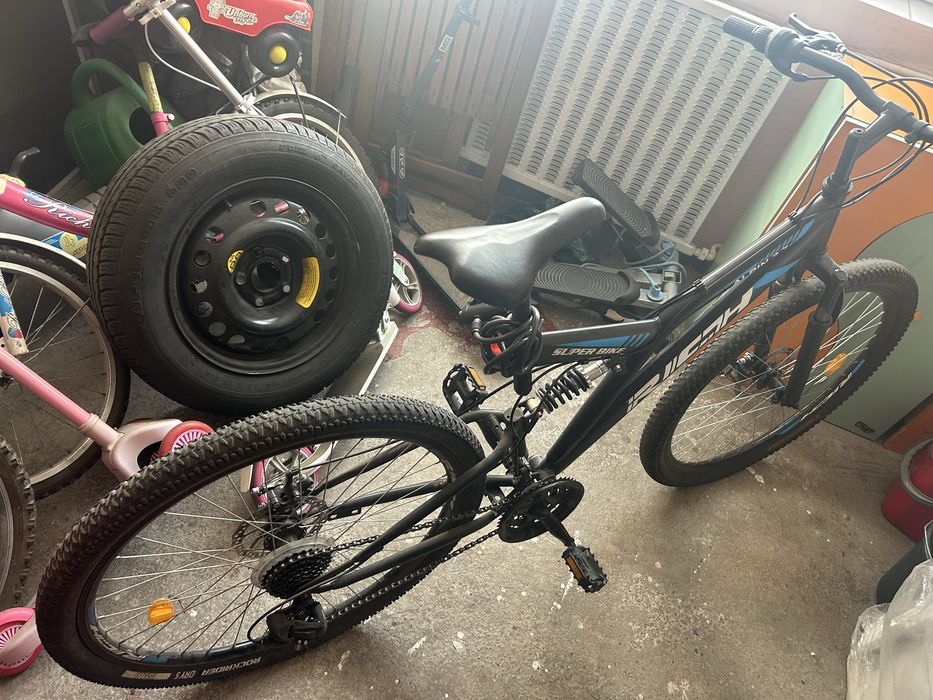 Bicicleta  rich pe suspensie