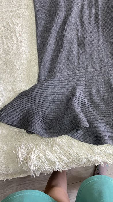 Платье до колени