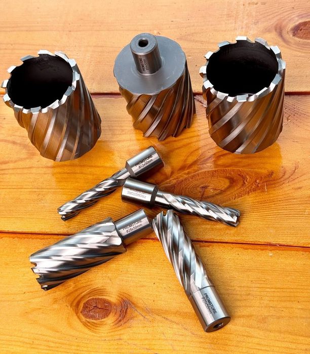 Sverlo k/x  koronchatiy sver tokarniy rezets plastina napayka mikromer