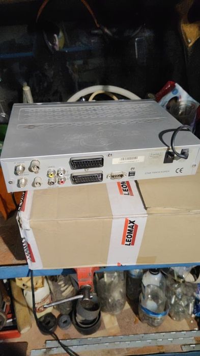 Спутниковой тюнер