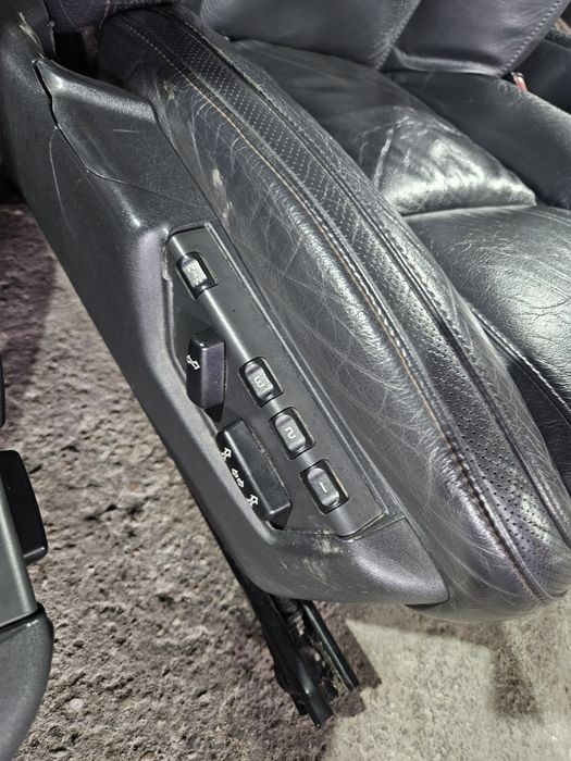 Предни седалки за Volvo XC90