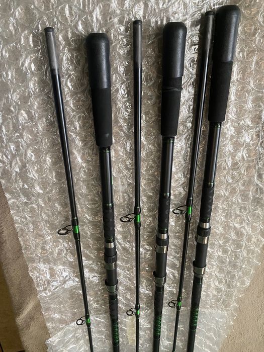 Продавам 3 броя пръчки Formax Huricane boat 2.40