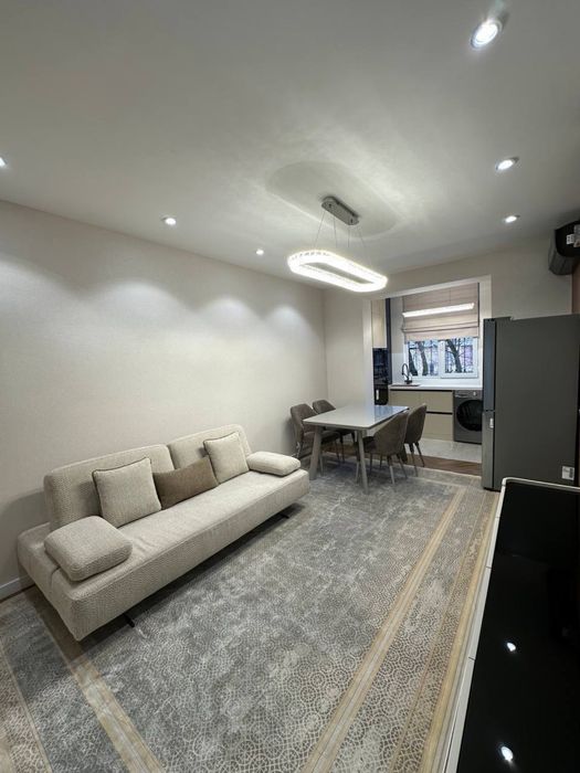 Квартира Эко базар Массив Феруза 3/4/4 50 кв.м