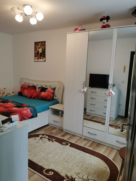 Casa de vânzare sau schimb cu apartament 2 camere decomandate in Constanța