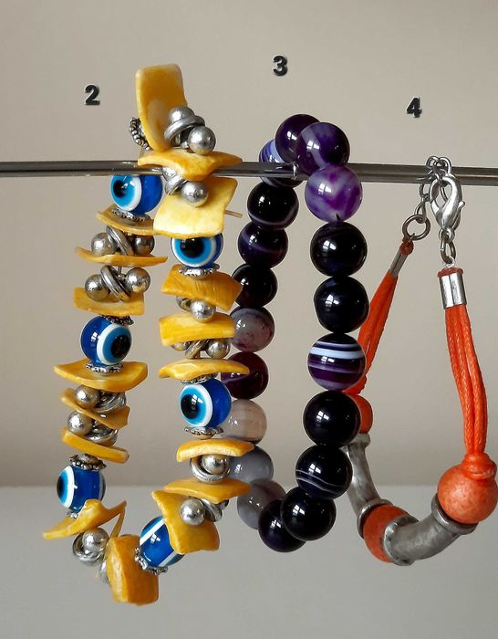 Летни,морски,весели гривни