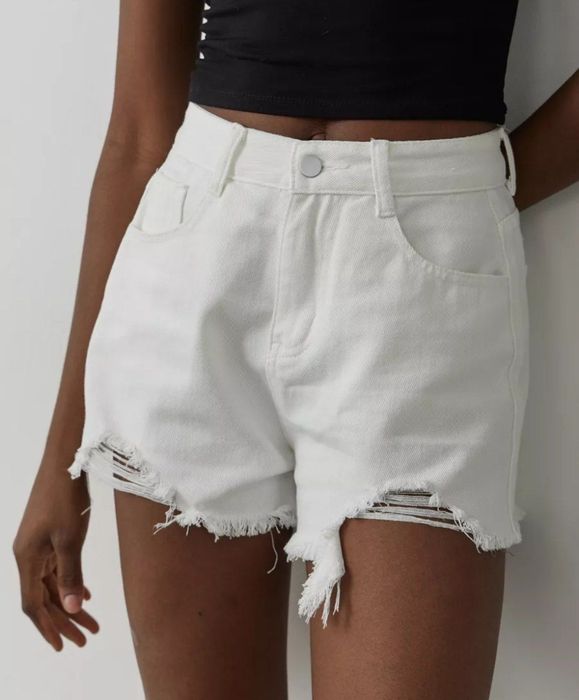 Джинсовые шорты и юбка